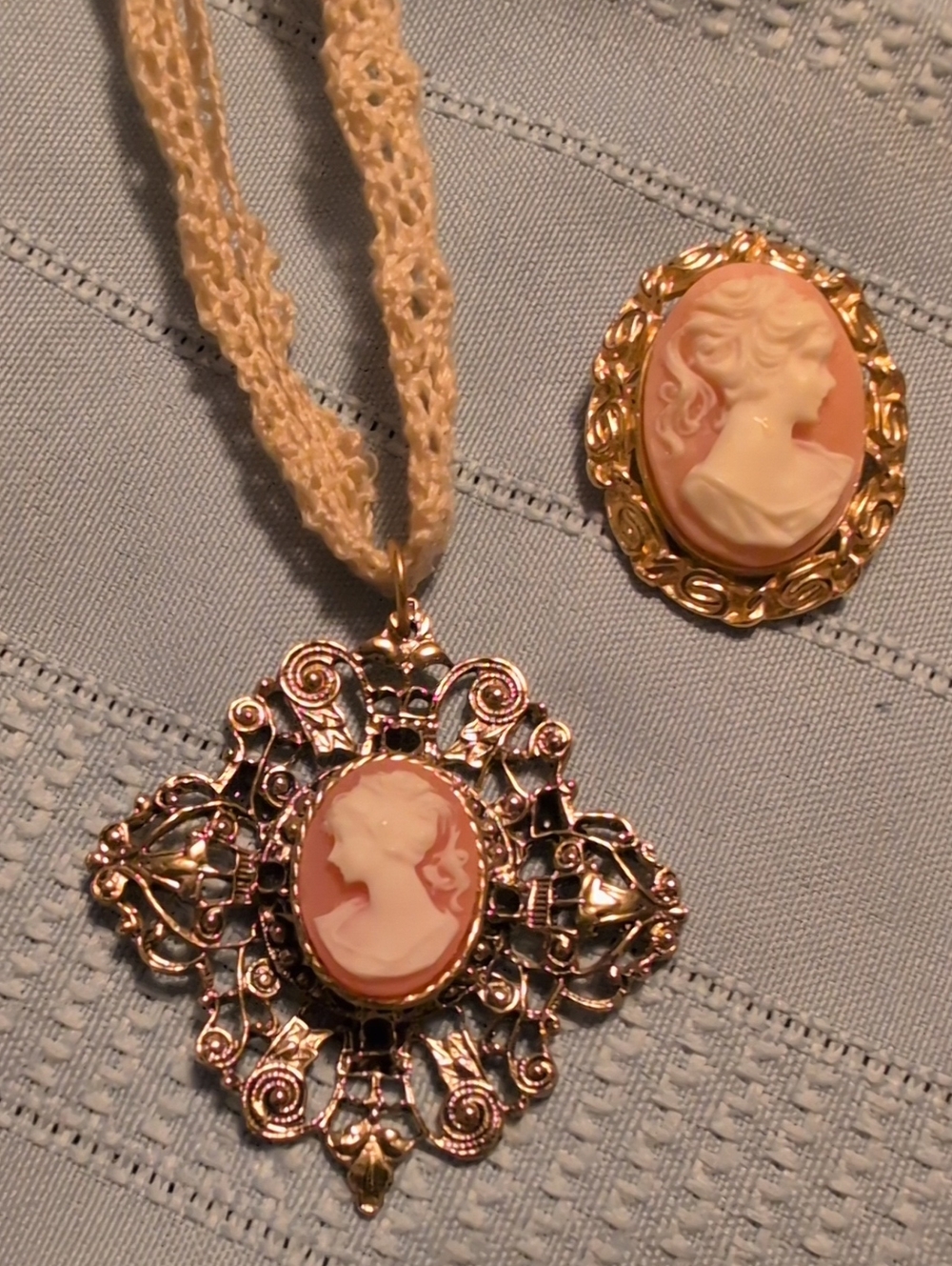 Vintage-Victorian Style Pink Cameo Pendant Necklace and Brooch Set
